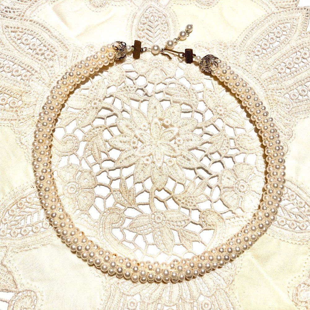 Vintage Pearl Choker Necklace with Hook Clasp